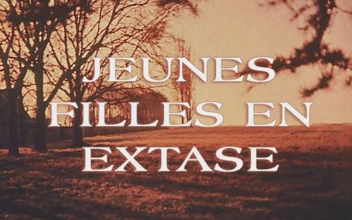 Jeunes Filles En Extase